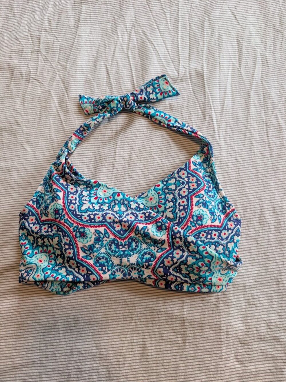 Athleta Underwire Wrap Swim Top 30-32 D/DD